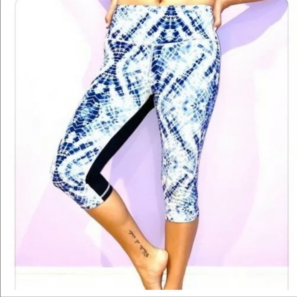 VSX Sport Tie Dye Knockout Crop Legging XS